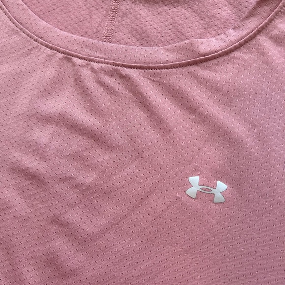 White and pink under armour tee shirt size large - Picture 3 of 5